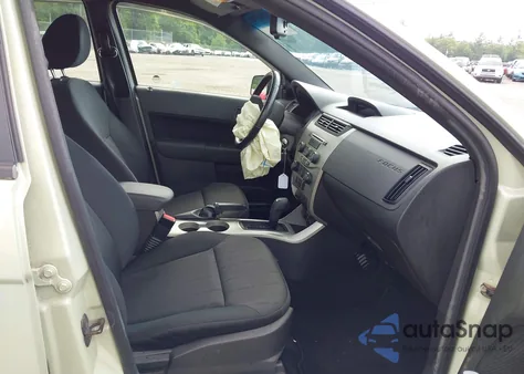 2010 Ford Focus Se from USA, damaged, VIN 1FAHP3FN4AW233645